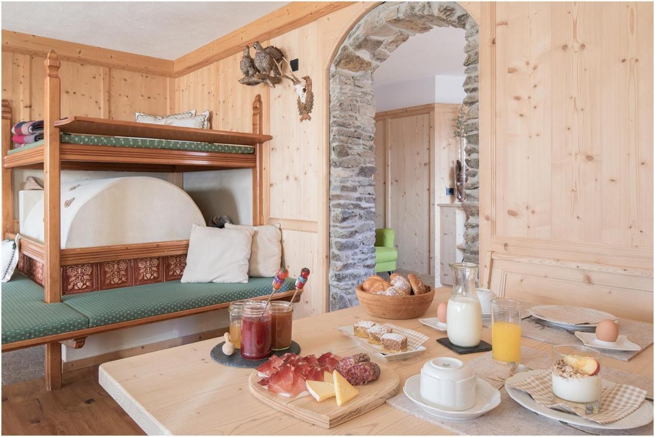 Nigglerhof Bed and Breakfast Dobbiaco Eksteriør billede